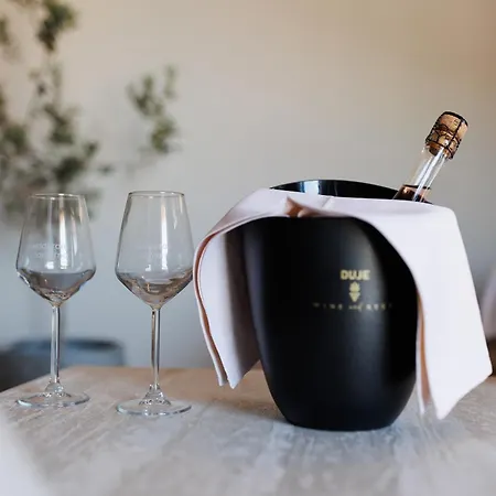 Panzió Lanterna Veli Iž