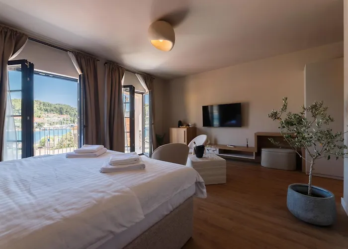 Lanterna Couette-café 4*