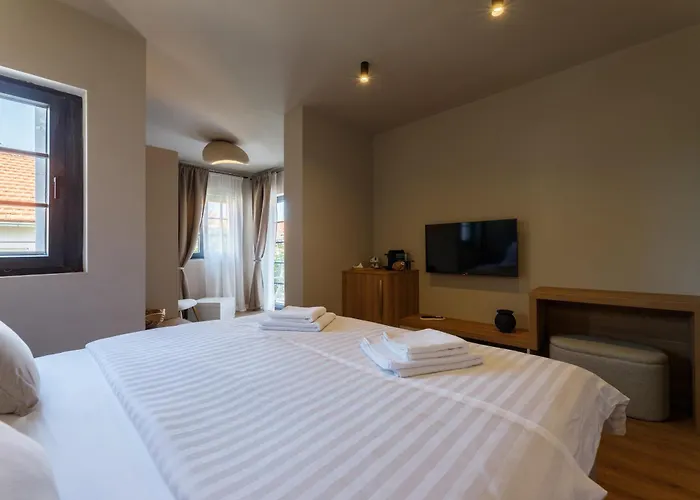 Couette-café Lanterna 4*
